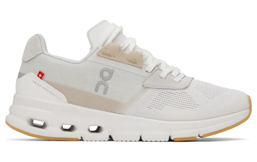 On White Cloudrift Sneakers (87.98446)