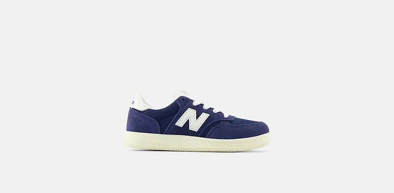 NEW BALANCE T500 LACE “Sea Salt / NB Navy” (PST500NV)