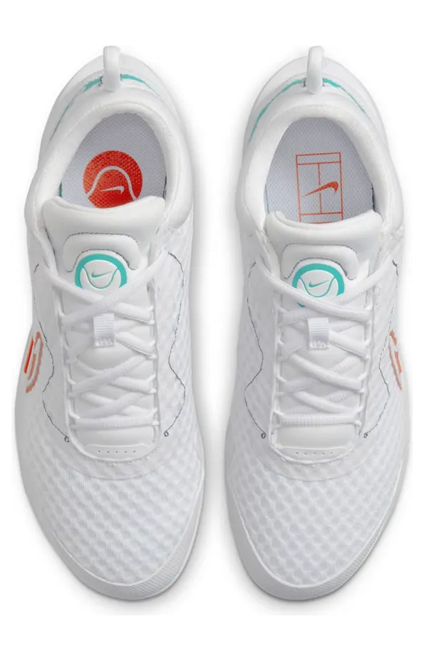 nikecourt DH0990-136