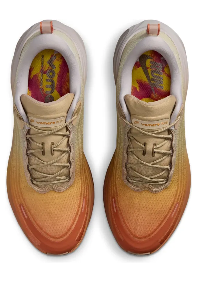 nike-vomero-plus IV4522-200