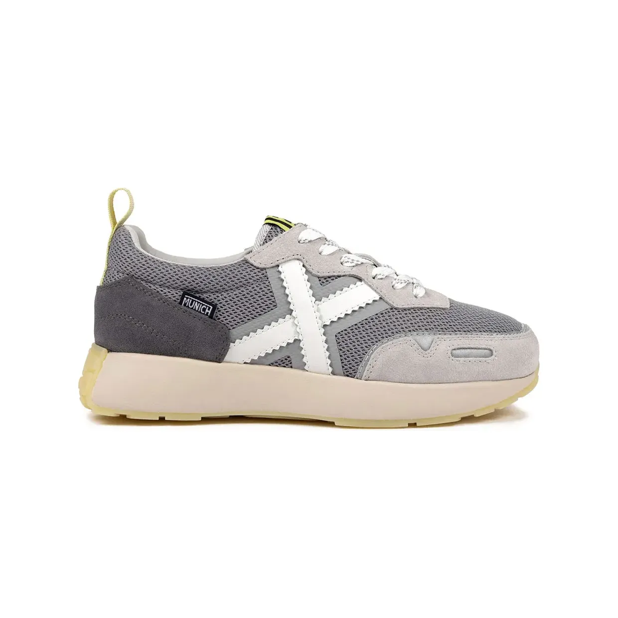 munich-sneaker 8907103