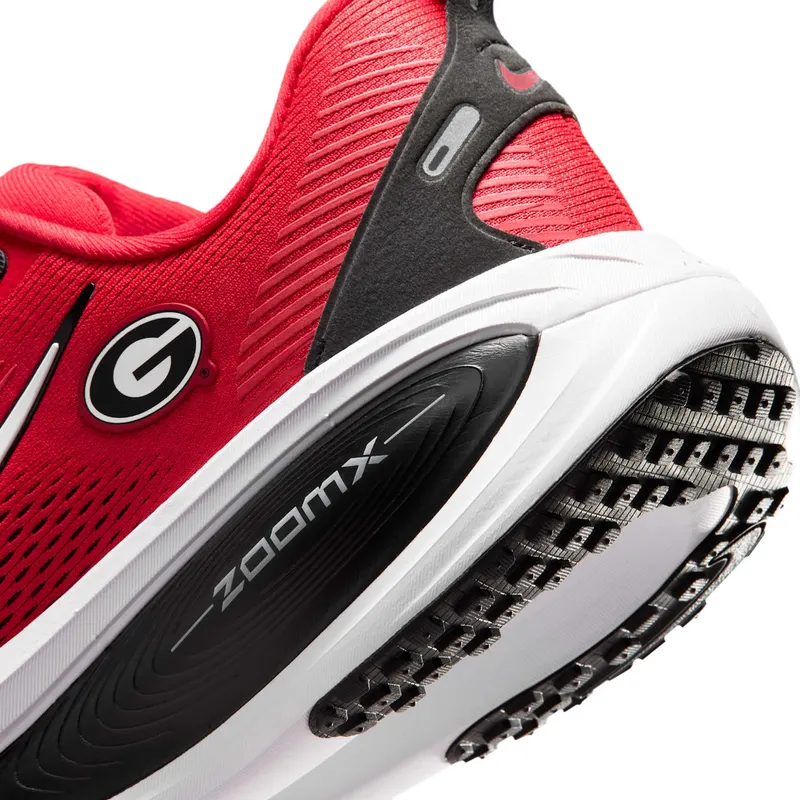 Nike Vomero University Red / Black / White (IQ6873-600)