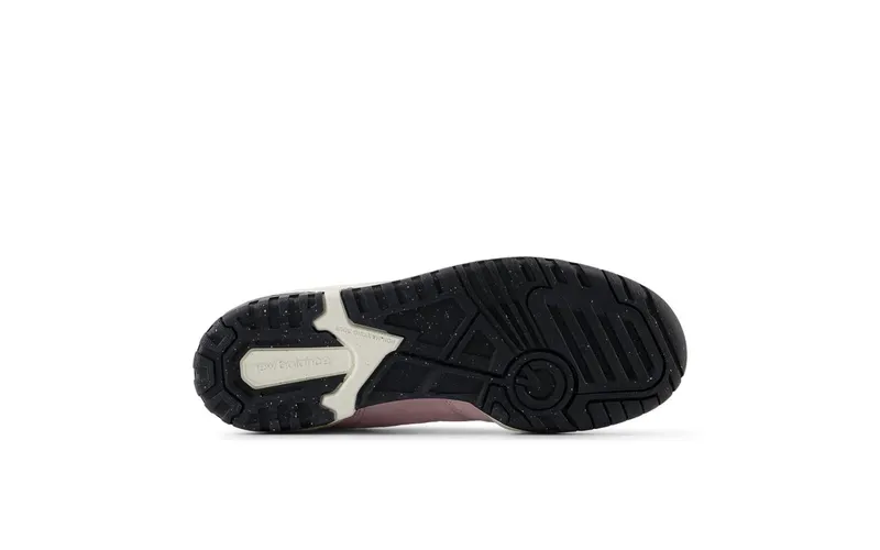 New Balance 550 Pink Suede (BBW550HB)