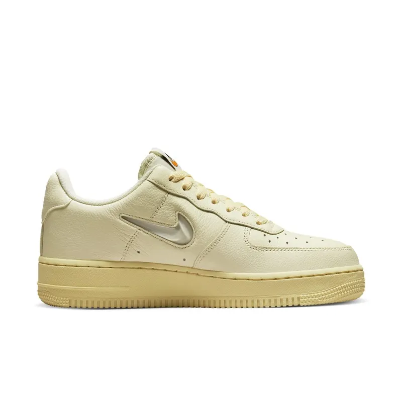 Nike Air Force 1 ’07 LX White (DO9456-100)