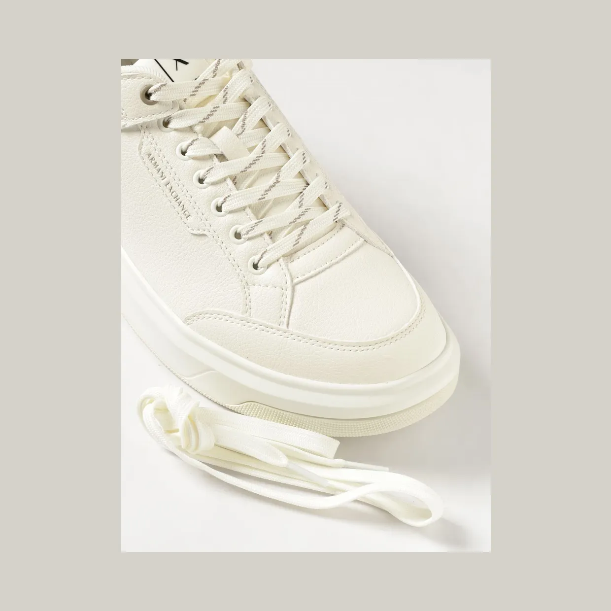 Armani Sneakers Beige (XM001722AF17540MZ754) (3)