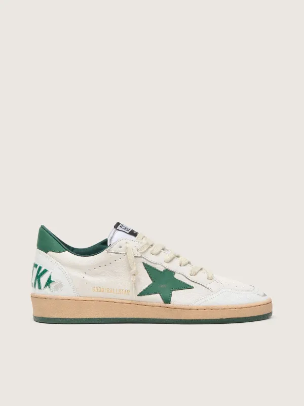 Golden Goose Ball Star Wishes In White Nappa Leather With Green Leather Star And Heel Tab (GWF00117.F005821.10361)