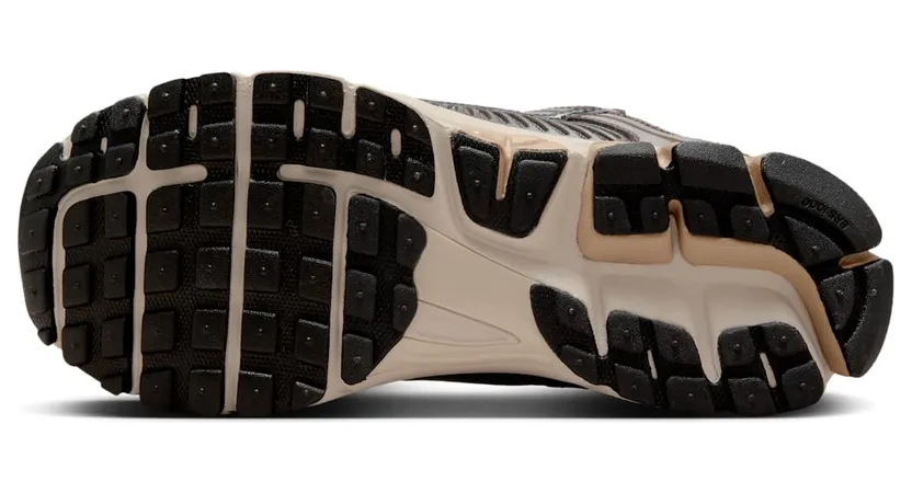 nike-air-zoom FN6742-201
