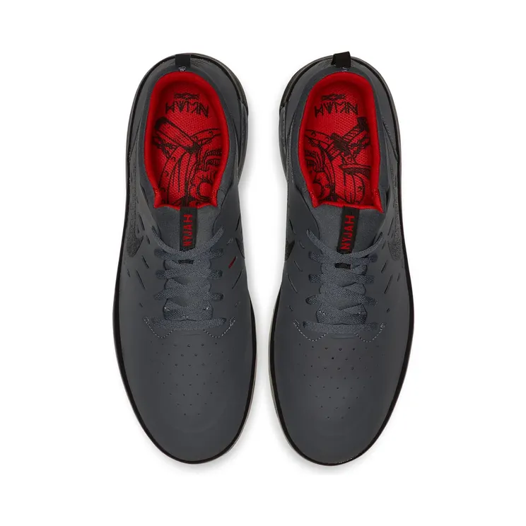 nike-free AA4272-005