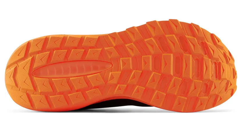 new-balance-sneaker MTNTROB5