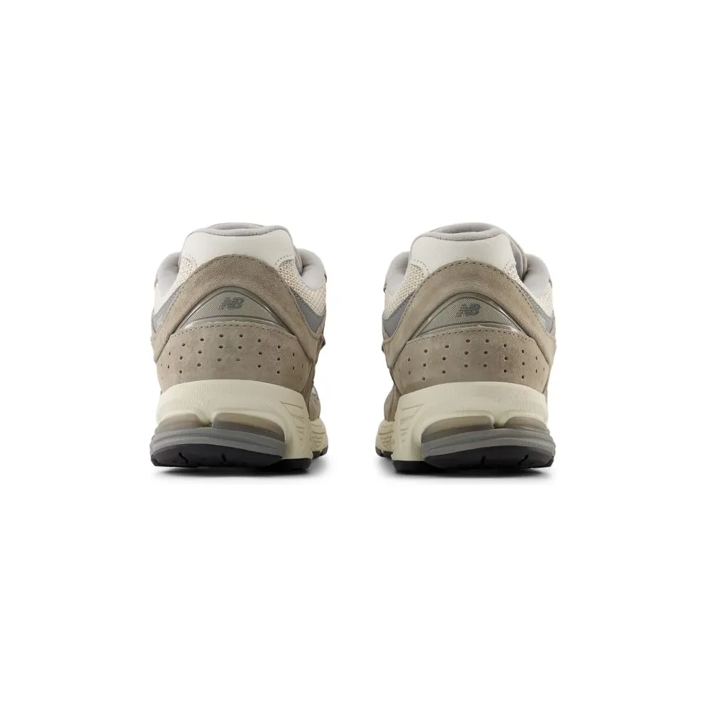 New Balance 2002R “Arid Stone Linen” (U2002RRD)
