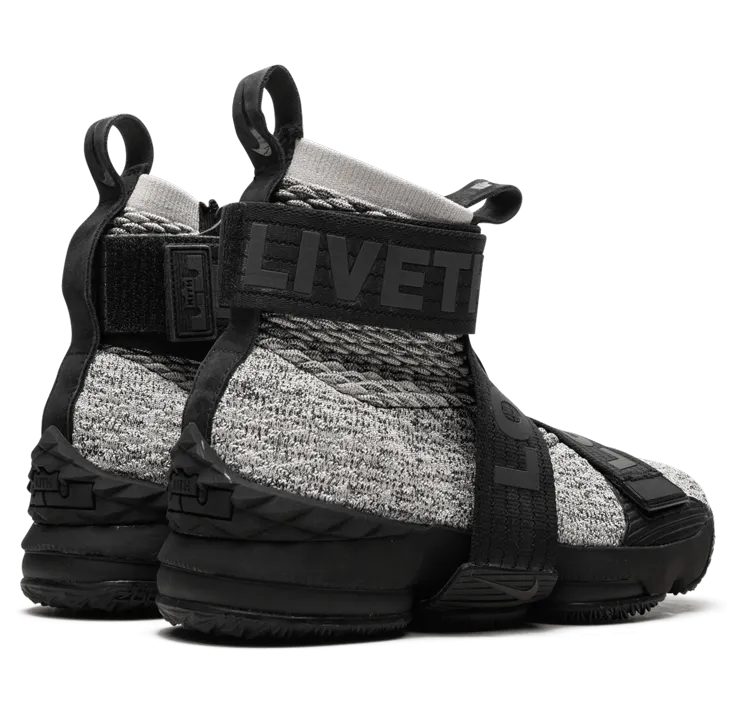 nike-lebron-15 AO1068-100