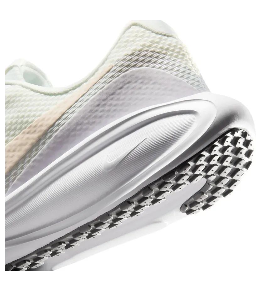 nike-revolution HJ8485-105