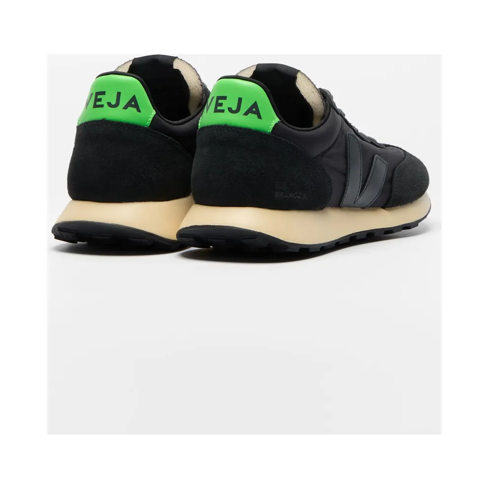 Veja Rio Branco Black (RW3421571A)