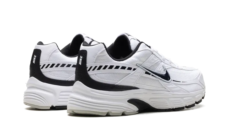 Nike Initiator “White/Black” (394055-100)