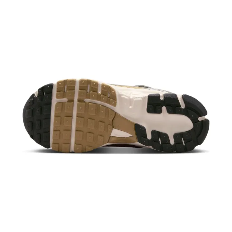 nike-vomero HF6999-004