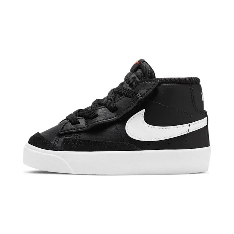 Nike Blazer Mid’77 “Black / White / Team Orange / Sail” (DA4088-002)