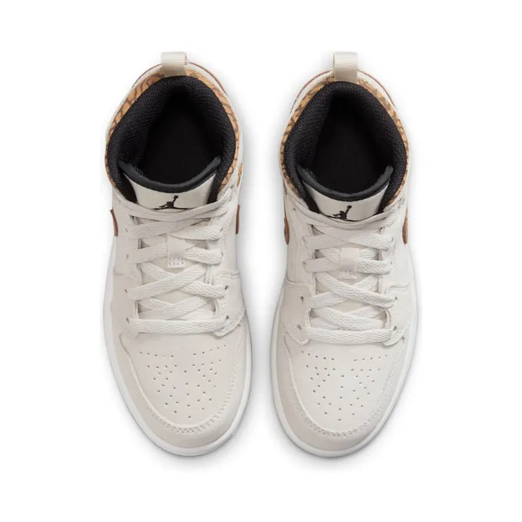 air-jordan-1 DZ5370-102