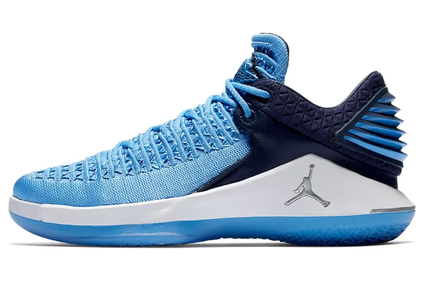 Air Jordan 32 AA1257-401
