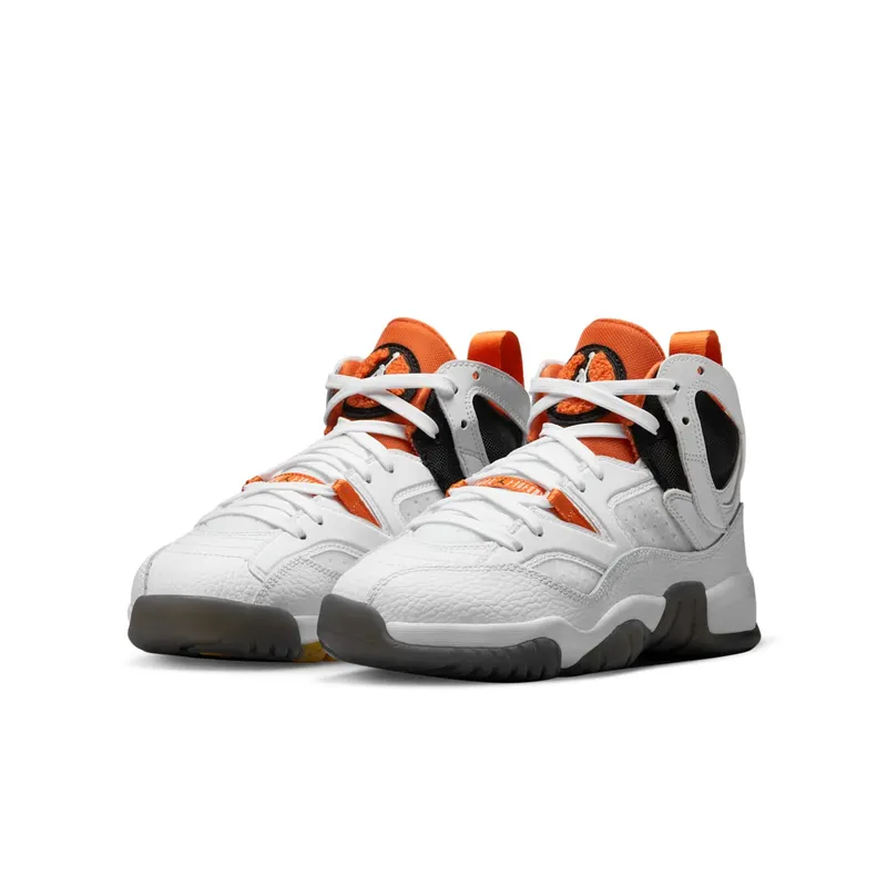Jumpman Two Trey Older Kids’ White (DQ8431-108)