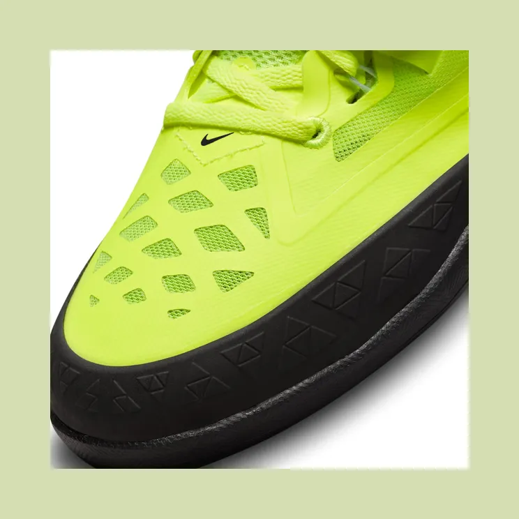 nike-zoom DR9940-700