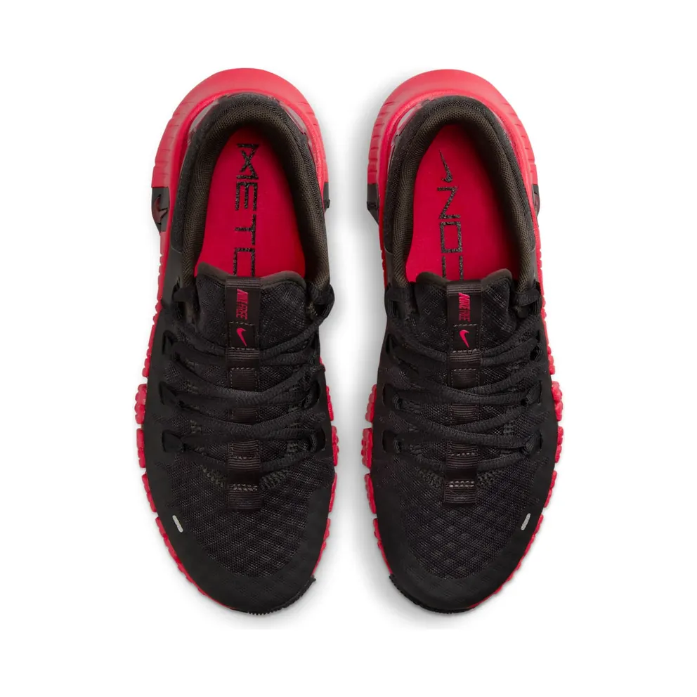 Nike Free Metcon 5 “Black / Challenge Red / Team Crimson / Siren Red” (DV3950-003)