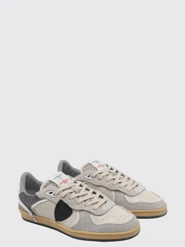 Philippe Model Pgal Suede Calfskin Low-Top Sneakers with Perforated Toe Grey (PGLUVXE3)