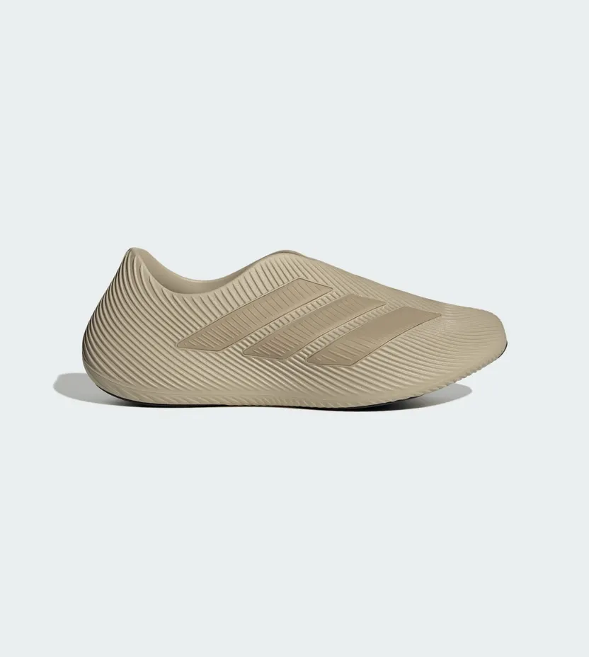 Adidas PURECHILL SLIPPERS Khaki Three / Gold Rw / Core Black (KI0073)