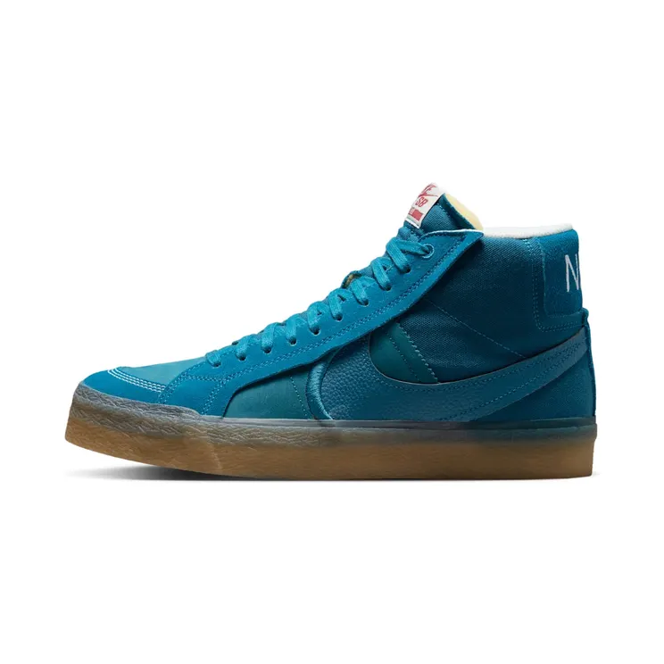 Nike SB Zoom Blazer Mid PRM Plus “Green Abyss / Phantom / Gum Yellow” (DV5468-300)
