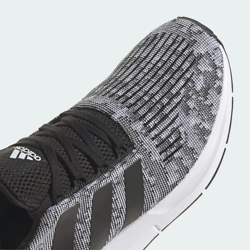 adidas Swift Run 1.0 Core Black Cloud White (IF0569)