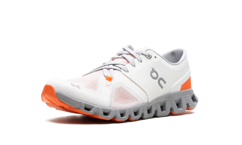 On Running Cloud X 3 “Ivory Alloy” (60.98252)