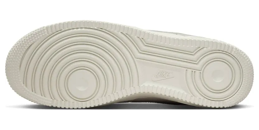 nike-air-force DN5463-001
