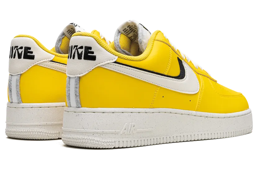 nike-air-force DO9786-700