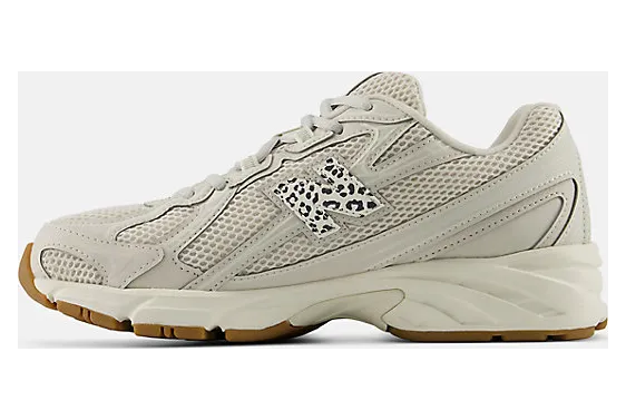 new-balance-740 U7407KF