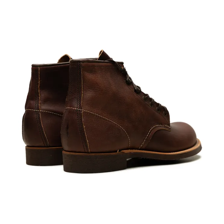 red-wing-sneaker 3340