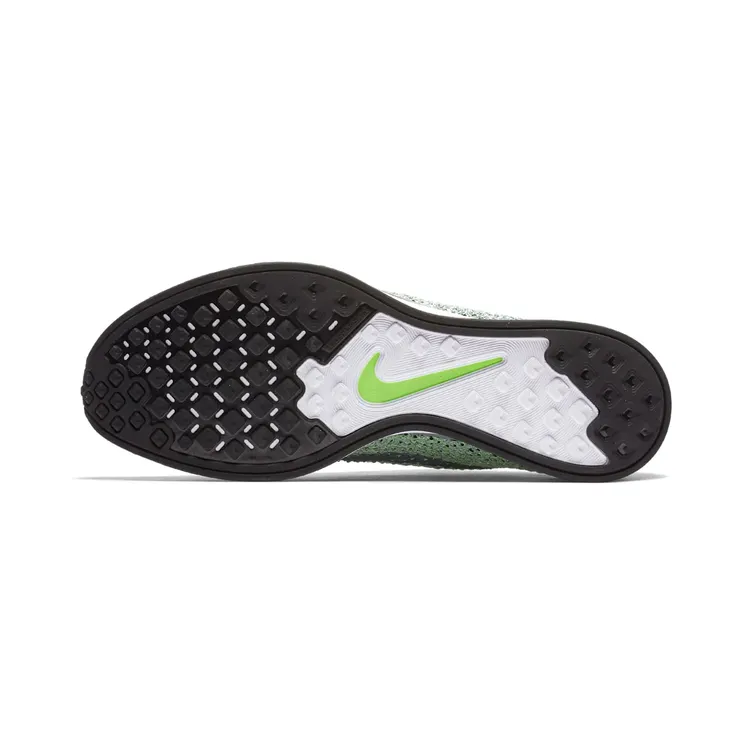 nike-flyknit-racer 526628-103