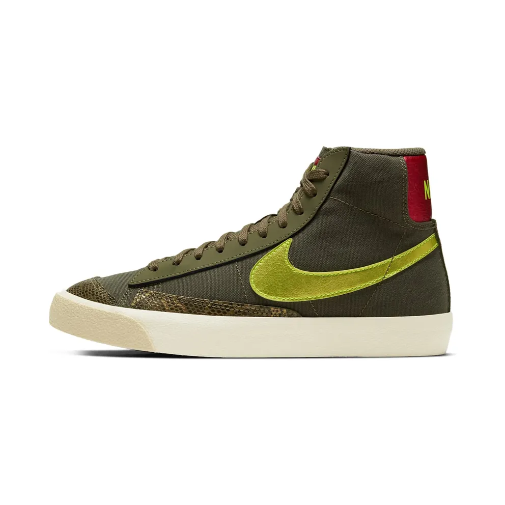 Nike Blazer Mid 77 Olive Snakeskin (W)