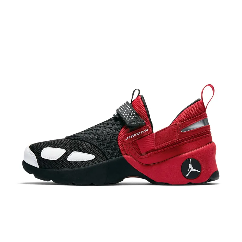 Jordan Trunner LX Black Red (2017) Black/White-Gym Red (905222-001)