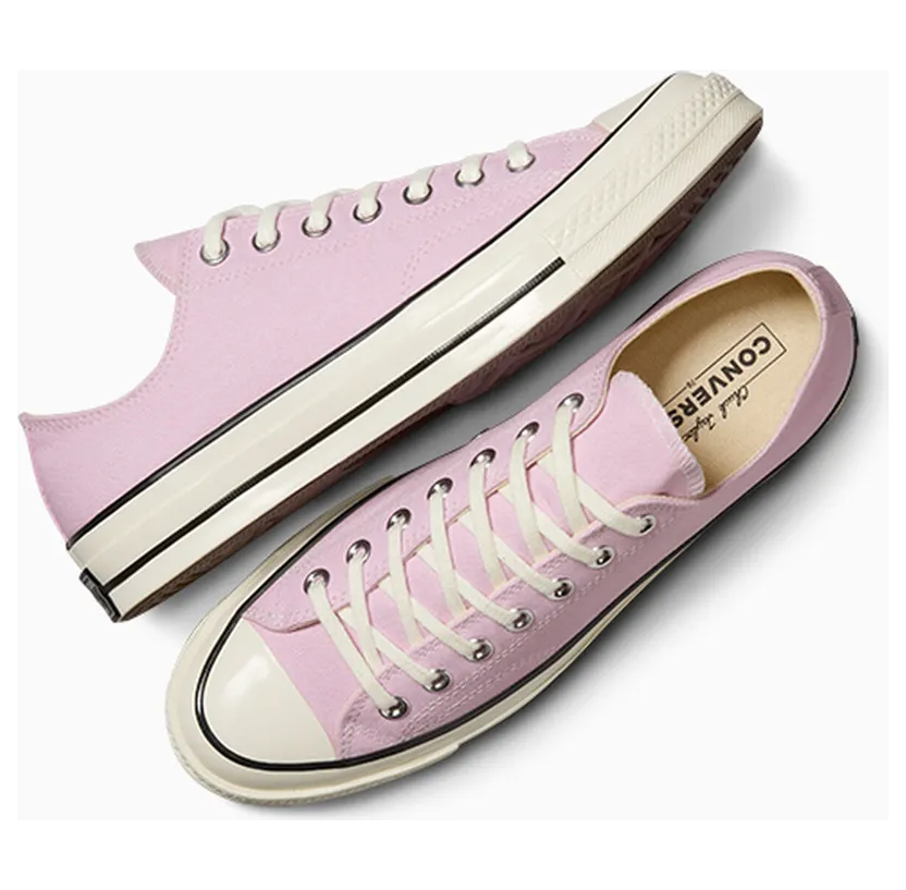 converse-chuck-taylor-all-star A08724C