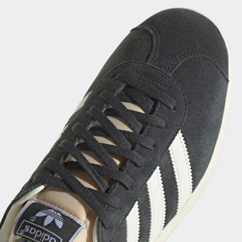 Adidas Gazelle Carbon / Off White / Cream White (GY7340)