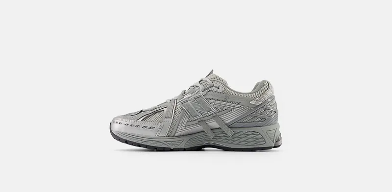 New Balance 1906A “Concrete Silver Metallic” (M1906AG)