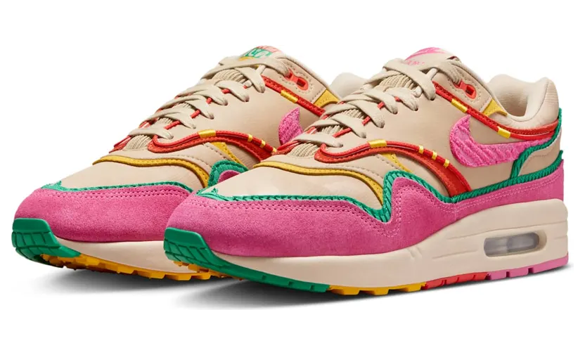 Air Max 1 “Familia” (FN0598-200): van 231 tot 1.410 euro, en dat zegt precies genoeg (5)