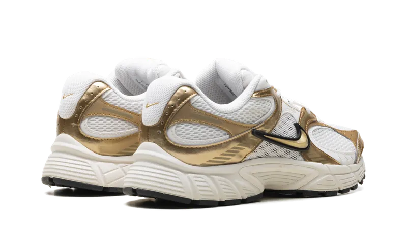 Nike V5 RNR “Phantom Metallic Gold” (IO7523-030)