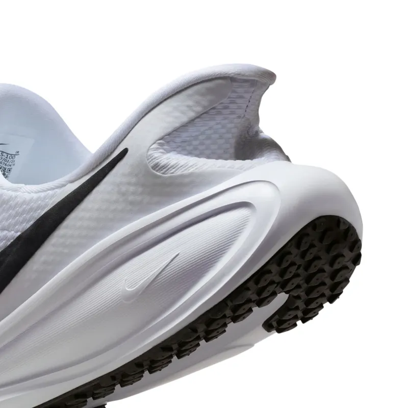 nike-revolution HQ2415-100