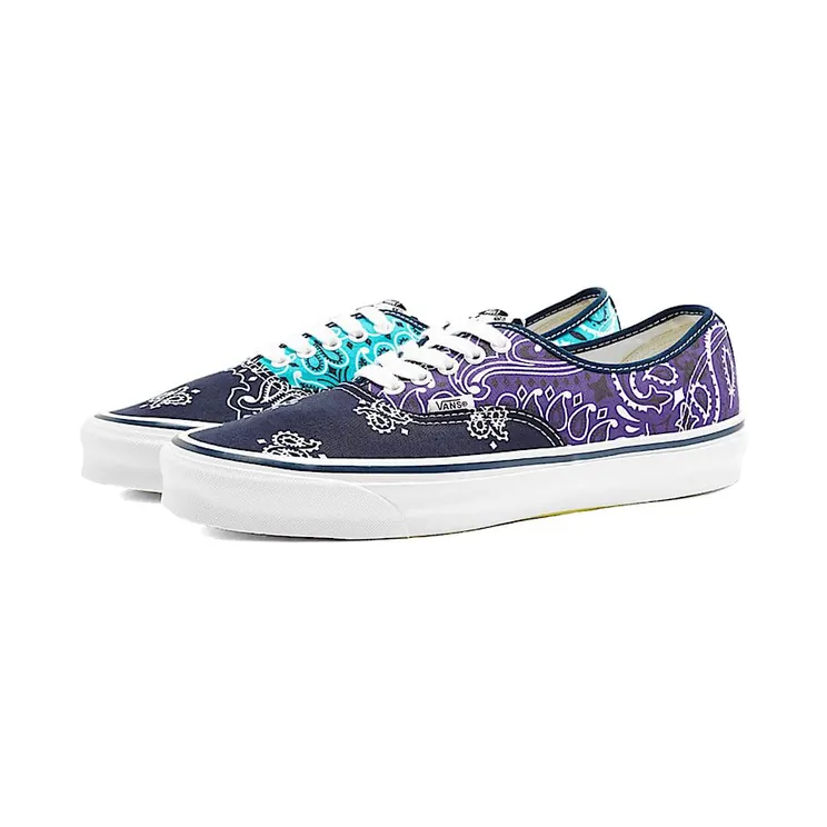 Vans Authentic Bedwin And The Heartbreakers Multi Purple Bandana (VN0A4BV99R9)