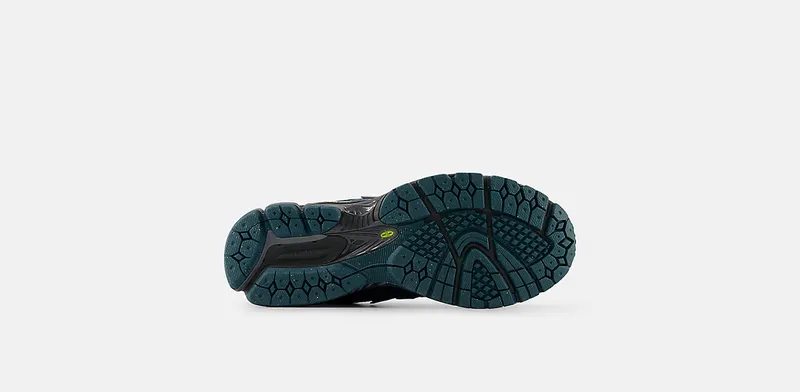 New Balance 1906 “Medusa Green Black” (U190646S)