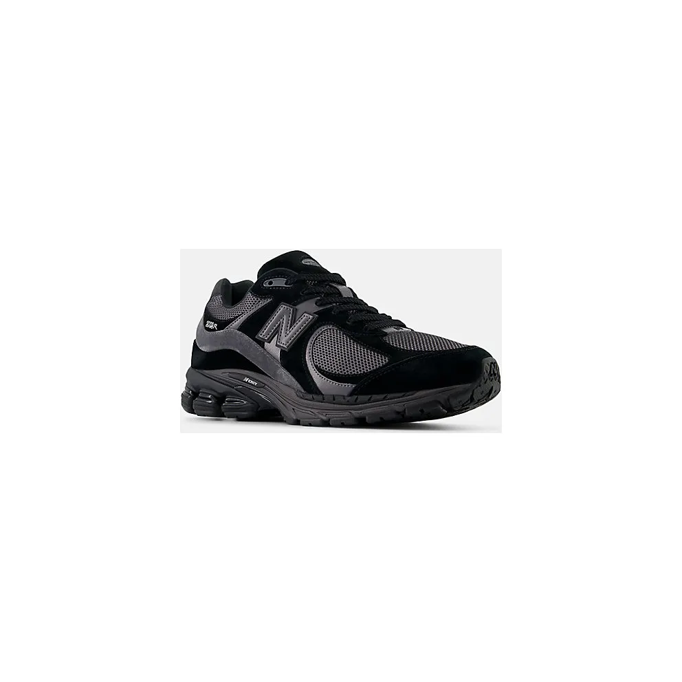 New Balance 2002R “Black Magnet” (M2002RBL)