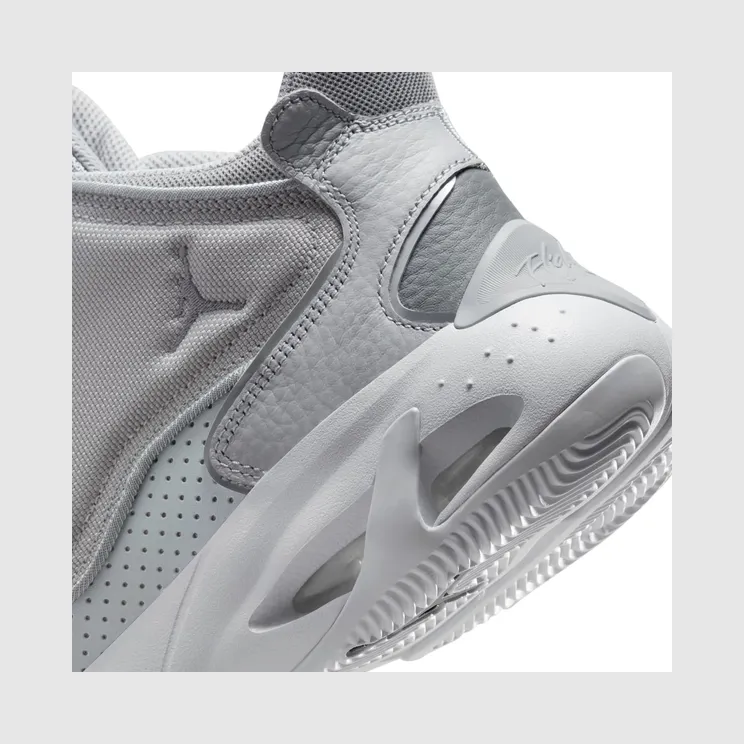 air-jordan-max-aura DN3687-005