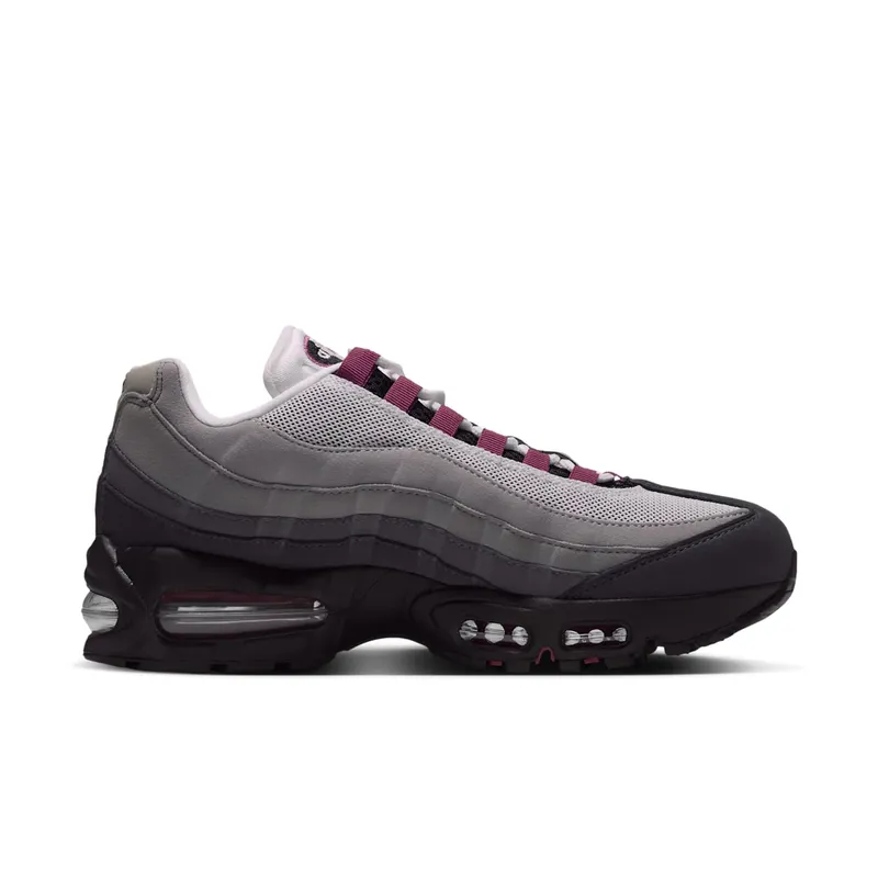 Nike Air Max 95 “Pink Smoke”: grijsverloop met een dieper roze dan de naam belooft (3)