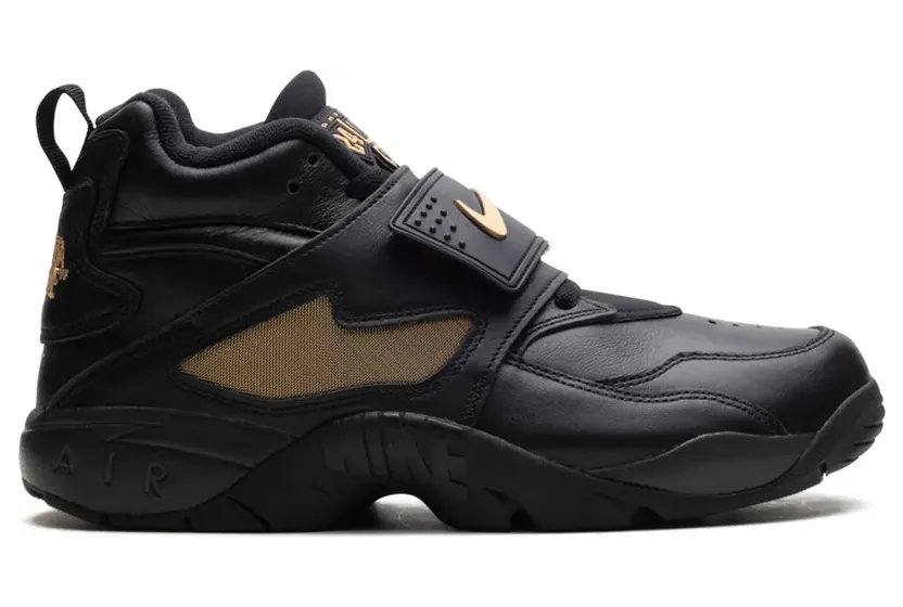 Nike Air Diamond Turf Signing Day – Black/Metallic Gold Sneakers – Schwarz (HV5788)