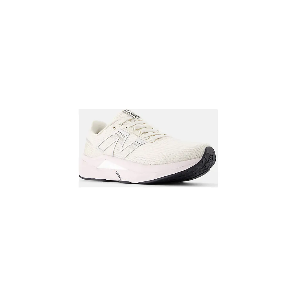 New Balance FuelCell Propel v5 Linen Pink Granite Sea Salt (WFCPRCS5)